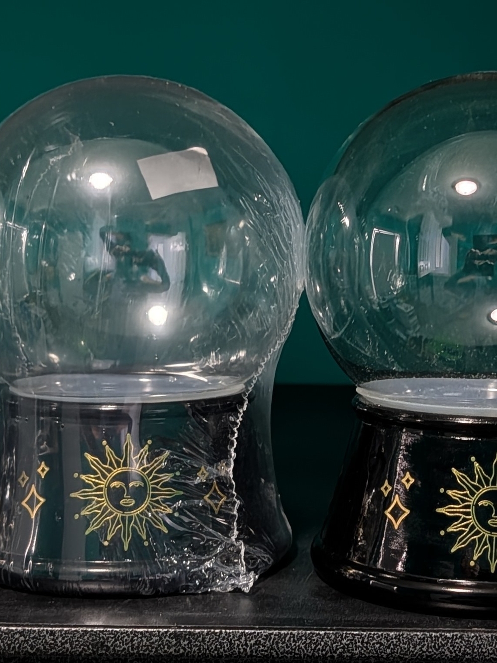 Sun Face Decorative Snow Globe - Black